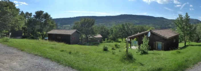 location de gîtes avec piscine en Ardèche méridionale