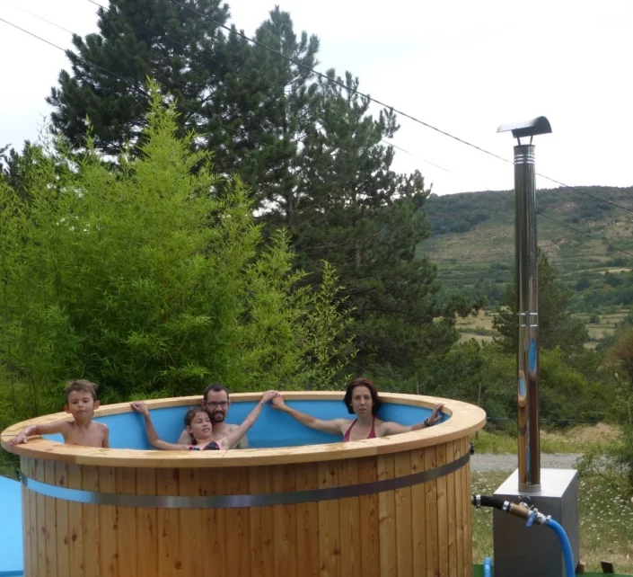location de gîtes avec piscine en Ardèche méridionale