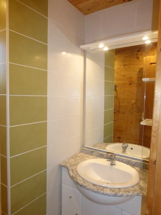 location de gîtes avec piscine en Ardèche méridionale